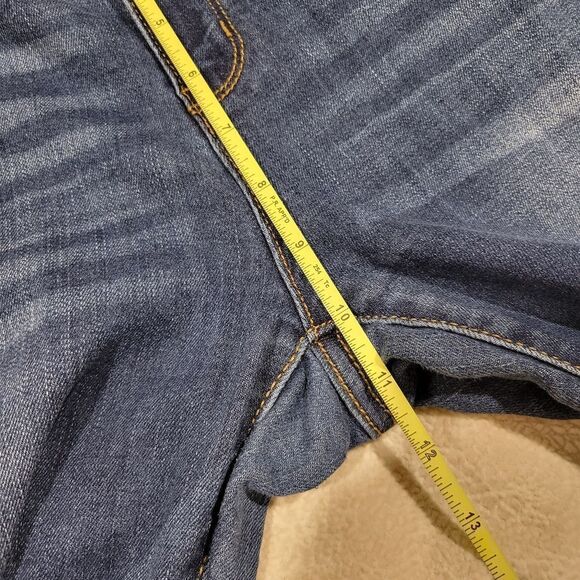 Judy Blue Relaxed Fit size 15/32 - Picture 7 of 12